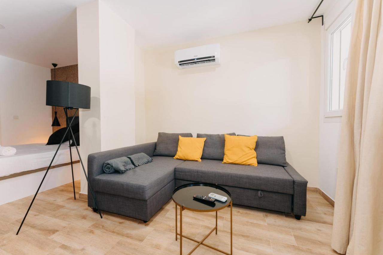 Coverlin Apartamentos San Francisco Malaga Phòng bức ảnh
