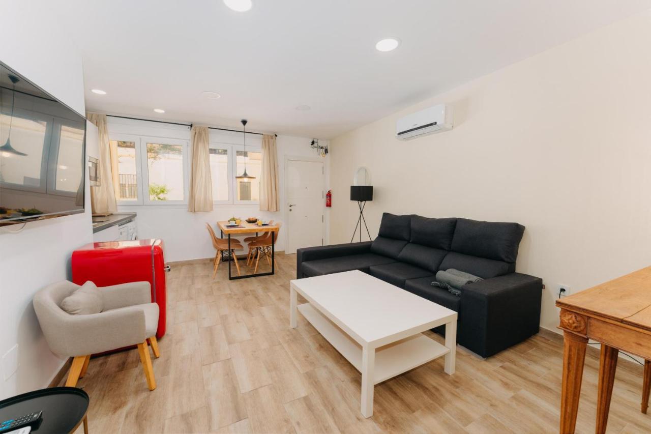 Coverlin Apartamentos San Francisco Malaga Phòng bức ảnh