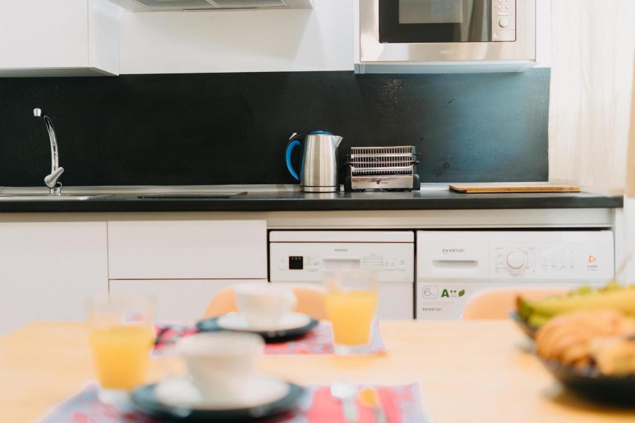 Coverlin Apartamentos San Francisco Malaga Phòng bức ảnh